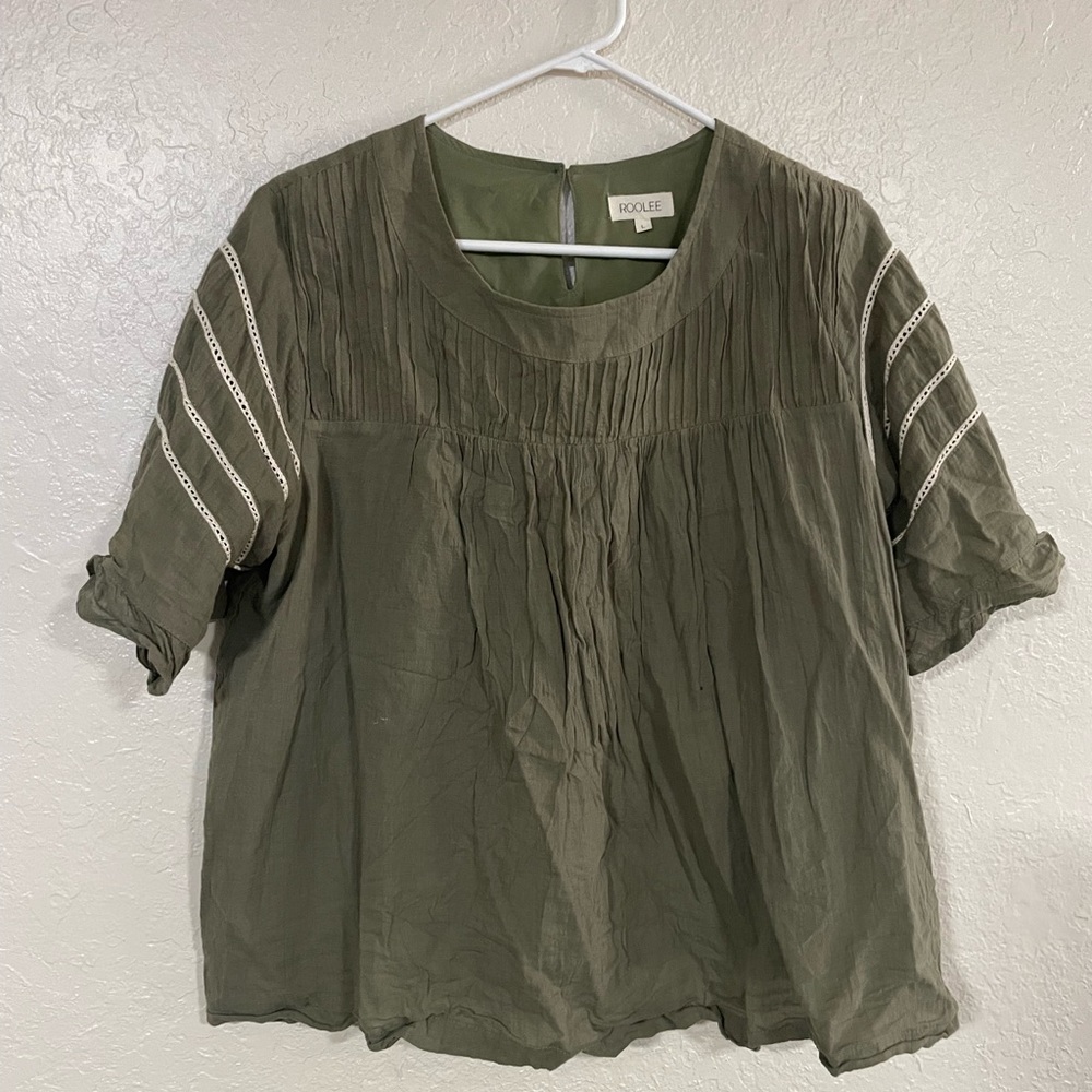 Green Flowy top